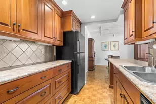 200 S Brentwood Blvd, Clayton, MO 63105 - Photo 9