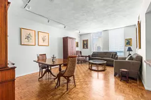 200 S Brentwood Blvd, Clayton, MO 63105 - Photo 3