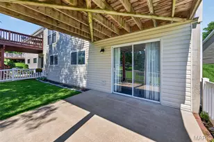 812 Whispering Village Cir, Ballwin, MO 63021 - Photo 45