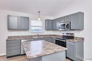 10 Sugarberry Ct, Troy, MO 63379 - Photo 15