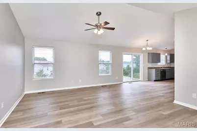 10 Sugarberry Court, Troy, MO 63379 - Photo 5