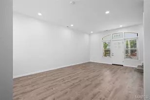 1111 Biddle St, Saint Louis, MO 63106 - Photo 7