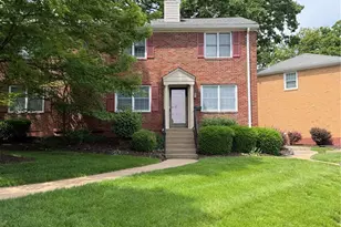 9024 W Swan Cir, Brentwood, MO 63144 - Photo 1