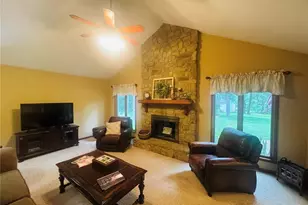 4141 Windmere Dr, Hannibal, MO 63401 - Photo 3