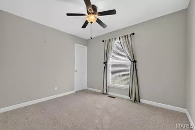 4590 Grandcastle Drive, Saint Louis, MO 63128 - Photo 17