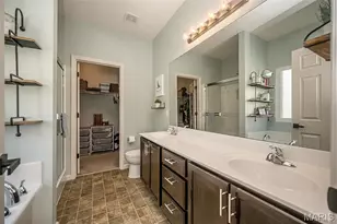 545 Crystal Stream Dr, Wentzville, MO 63385 - Photo 17