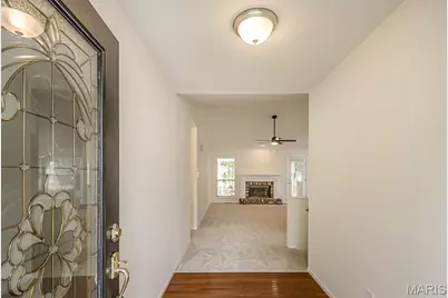 11365 Brierhall Circle, Maryland Heights, MO 63043 - Photo 5
