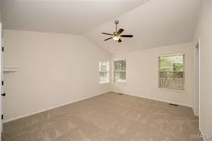 11365 Brierhall Cir, Maryland Heights, MO 63043 - Photo 19