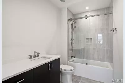 8250 Forsyth Boulevard #302, Clayton, MO 63105 - Photo 27