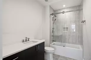 8250 Forsyth Blvd, Clayton, MO 63105 - Photo 27