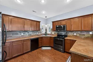 210 MacArthur St, New Haven, MO 63068 - Photo 17