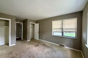 107 Habecking Dr, Saint Louis, MO 63137 - Photo 9