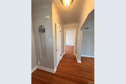 1739 Grape Avenue, Saint Louis, MO 63147 - Photo 5