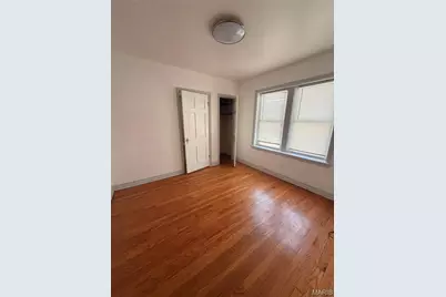 1739 Grape Avenue, Saint Louis, MO 63147 - Photo 17