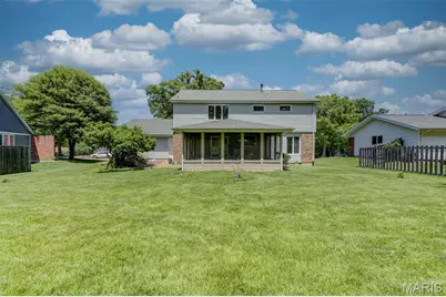 15328 Golden Rain Drive, Chesterfield, MO 63017 - Photo 3