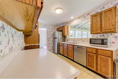 15328 Golden Rain Drive, Chesterfield, MO 63017 - Photo 19