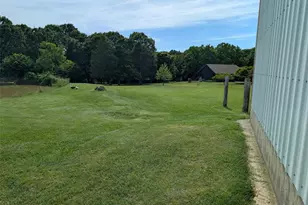 19901 Providence Dr, Lebanon, MO 65536 - Photo 39