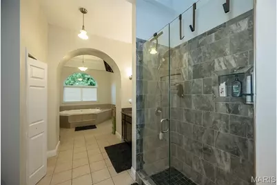1829 Oregon Avenue, Saint Louis, MO 63104 - Photo 25