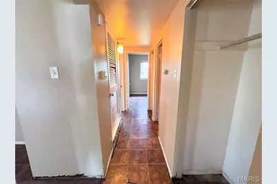 810 Loyola Drive, Florissant, MO 63031 - Photo 17