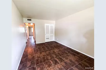 810 Loyola Drive, Florissant, MO 63031 - Photo 15