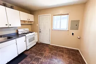 810 Loyola Dr, Florissant, MO 63031 - Photo 25