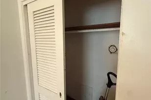 810 Loyola Dr, Florissant, MO 63031 - Photo 11