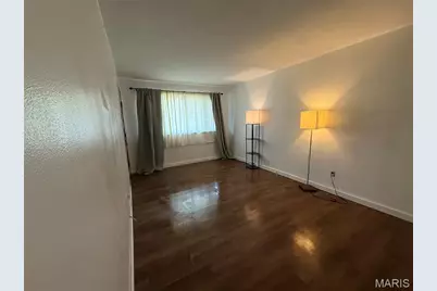 810 Loyola Drive, Florissant, MO 63031 - Photo 5