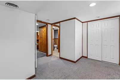 5449 Mardel Avenue, Saint Louis, MO 63109 - Photo 33