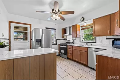 5449 Mardel Avenue, Saint Louis, MO 63109 - Photo 21