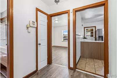 5449 Mardel Avenue, Saint Louis, MO 63109 - Photo 13