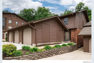 2008 Meadowtree Lane, Kirkwood, MO 63122 - Photo 1