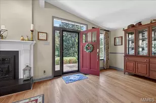 125 Eau Claire Dr, Saint Charles, MO 63301 - Photo 7