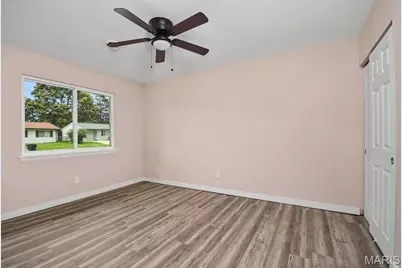 9620 Saint Girard Lane, Edmundson, MO 63134 - Photo 19