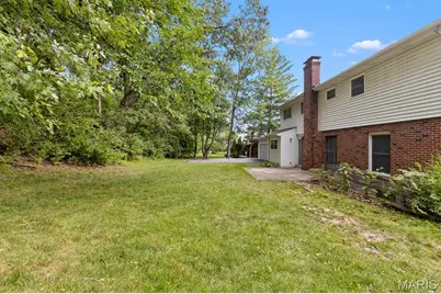 54 Morwood Lane, Creve Coeur, MO 63141 - Photo 27