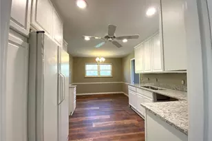 54 Morwood Ln, Creve Coeur, MO 63141 - Photo 7