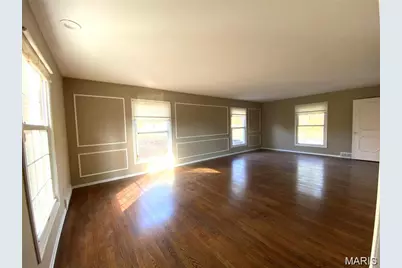 54 Morwood Lane, Creve Coeur, MO 63141 - Photo 3