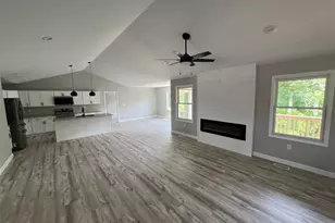 705 McIntosh Ct, Hannibal, MO 63401 - Photo 5