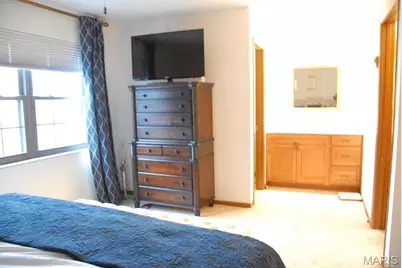 2373 Hiddengarden Court, Ballwin, MO 63021 - Photo 9