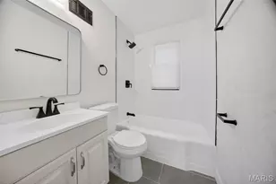 346 Mueller Ave, Ferguson, MO 63135 - Photo 17