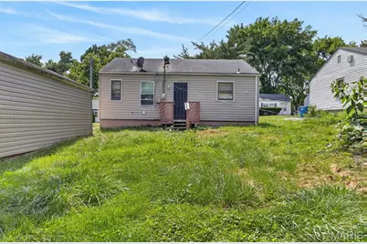 346 Mueller Avenue, Ferguson, MO 63135 - Photo 5