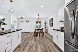 12555 Pepperwood Dr, Saint Louis, MO 63146 - Photo 23