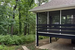 9802 Eagle Hill Ln, Sunset Hills, MO 63127 - Photo 7