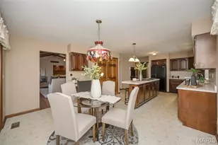 9802 Eagle Hill Ln, Sunset Hills, MO 63127 - Photo 29