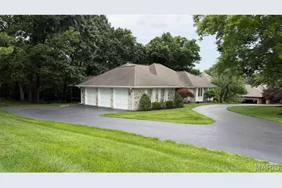 9802 Eagle Hill Lane, Sunset Hills, MO 63127 - Photo 3