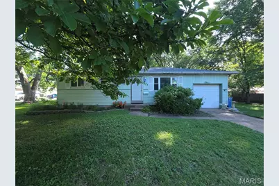 855 Lilac Drive, Florissant, MO 63031 - Photo 1