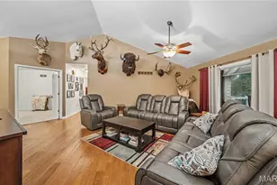 56 W Nottingham Cir, Sullivan, MO 63080 - Photo 9
