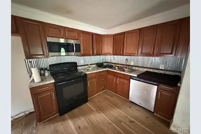 3719 Gordon Avenue, Saint John, MO 63114 - Photo 5