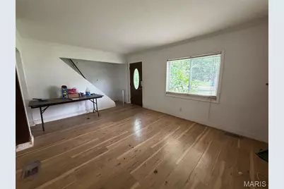 3719 Gordon Avenue, Saint John, MO 63114 - Photo 3