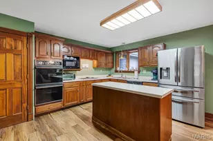 1338 Gainsborough Ct, Lake Sherwood, MO 63357 - Photo 9