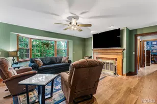 1338 Gainsborough Ct, Lake Sherwood, MO 63357 - Photo 5